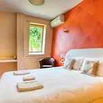 Hotel A Jayac - Logis 3*