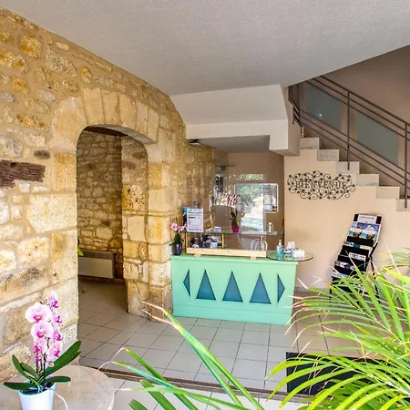 A Jayac - Logis 3* Paulin