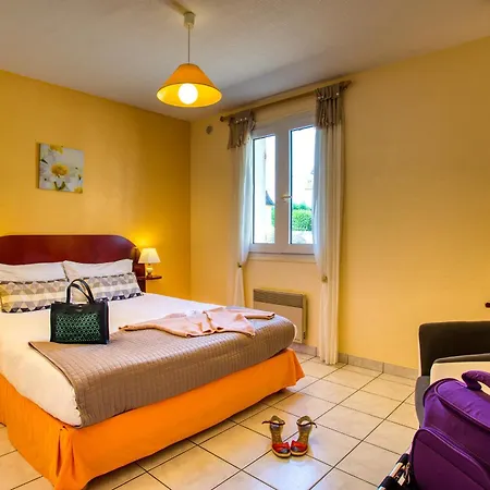 A Jayac - Logis Hotel Paulin