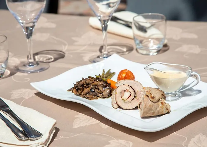 Hotel A Jayac - Logis 3*