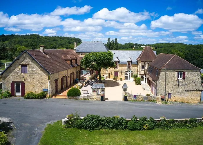 A Jayac - Logis Hotel 3*